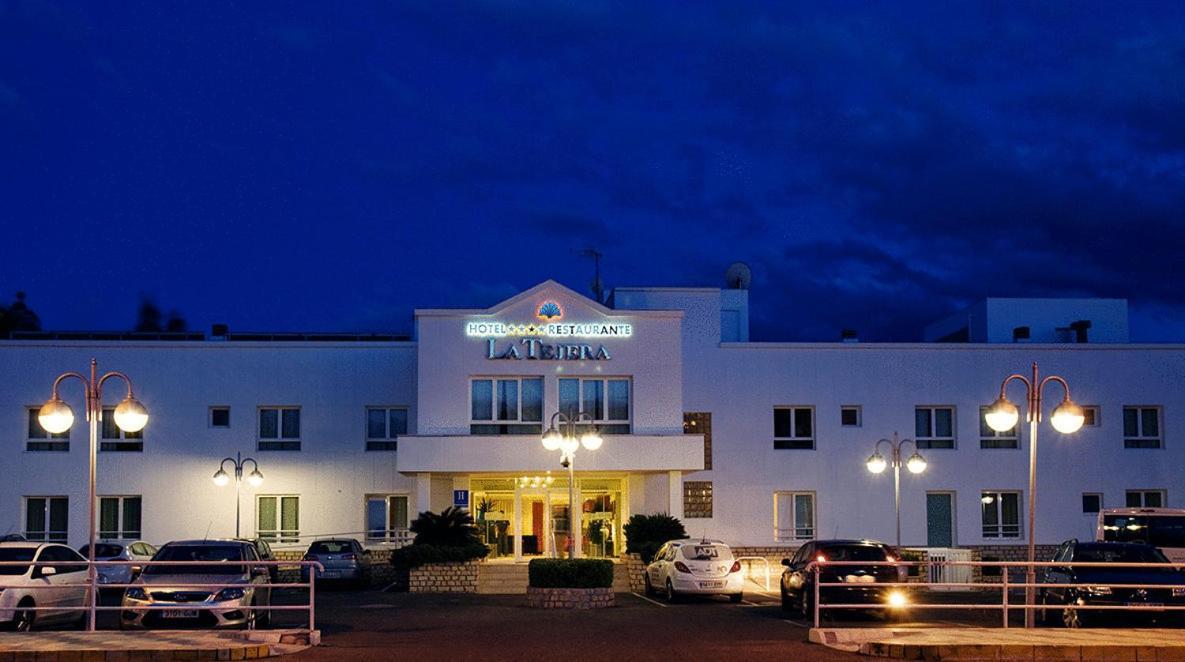Hotel-Restaurante Jardines La Tejera Olula del Río Extérieur photo